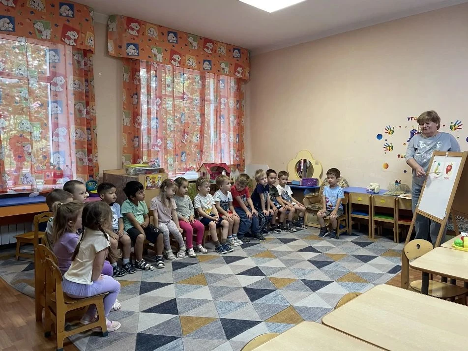 Дошкольное отделение корпус 4-42 Занятие в средней группе «Солнышко»