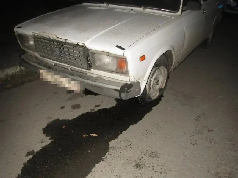 В Шахтах 18-летний парень угнал автомобиль соседа, а затем попал на нём в ДТП. Об этом ...