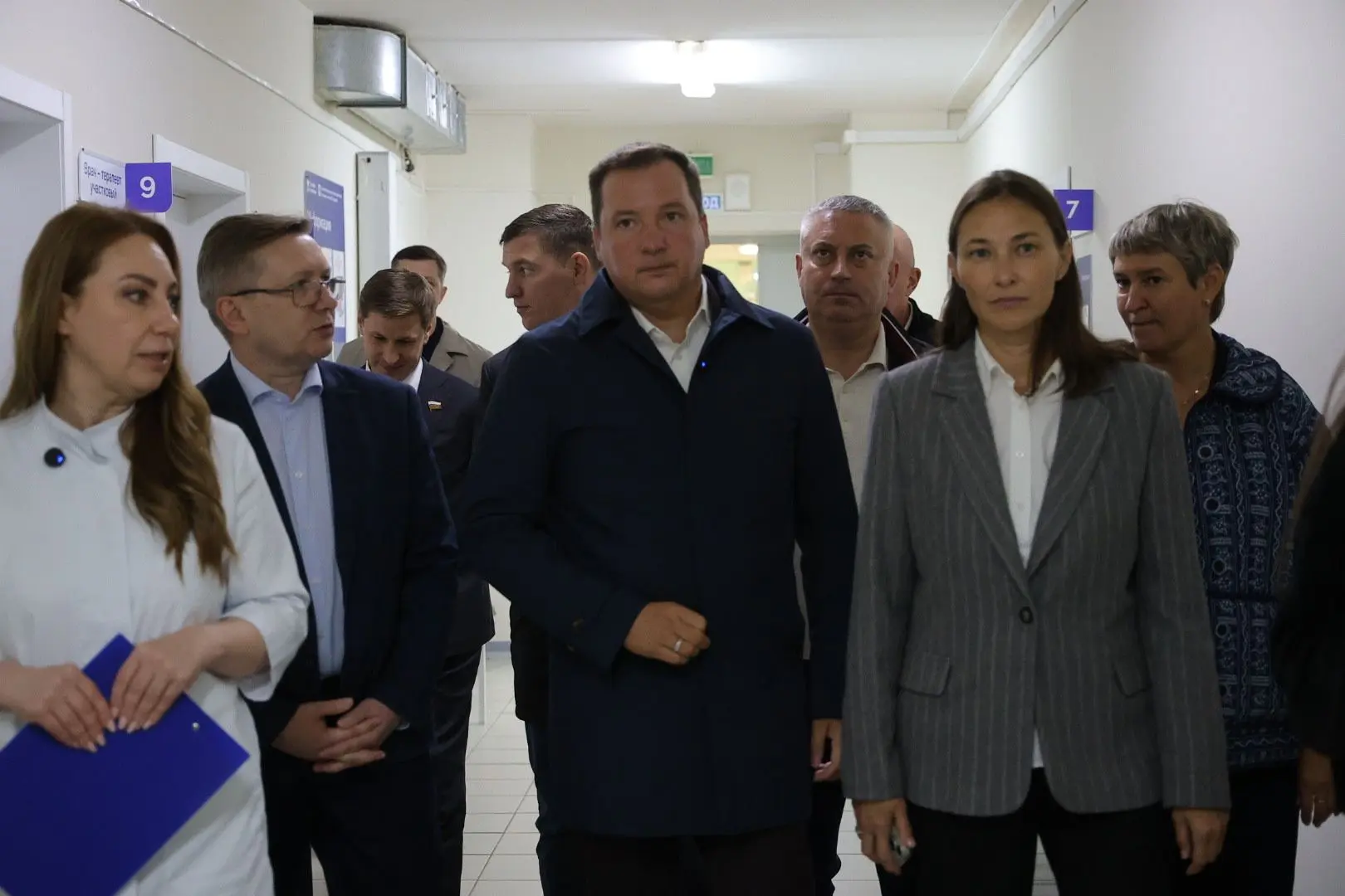В районной медицине недостаточно отремонтировать здание или купить новое оборудование. ...