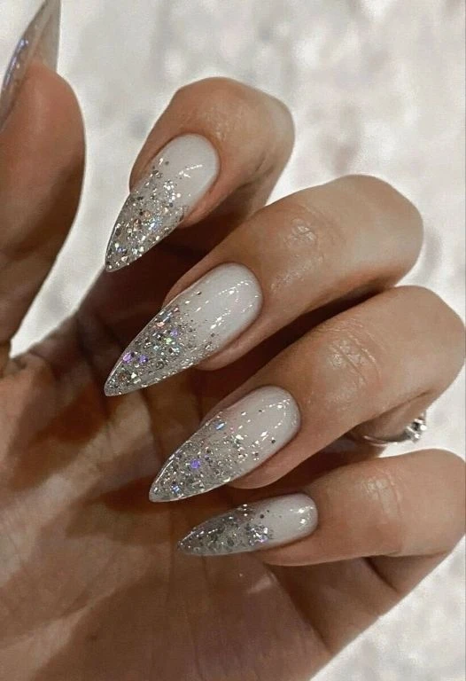 Блестящий маникюр 💅