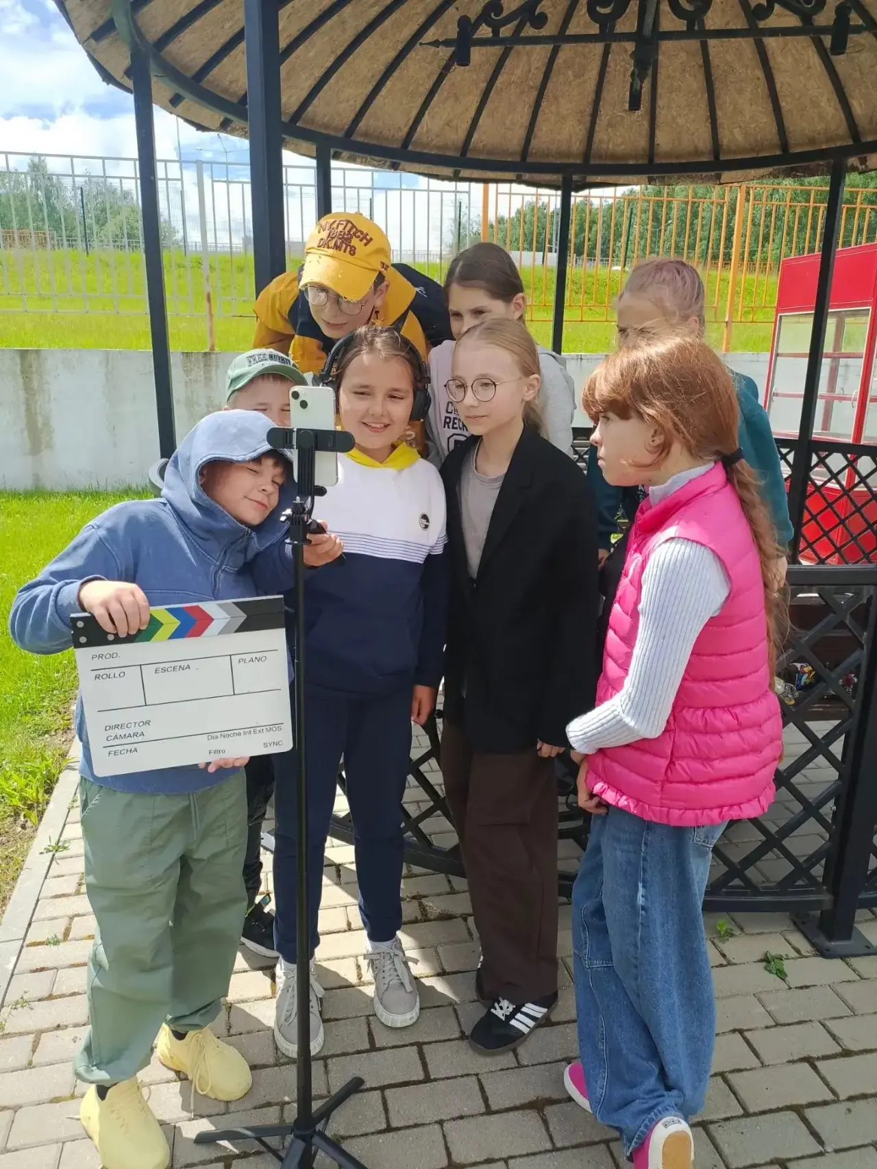 🧑‍🍳День профессий в «Лагере Успеха»: от бумажного кутюрье до шеф-повара👩‍🍳

🌉Сегодняшний день в