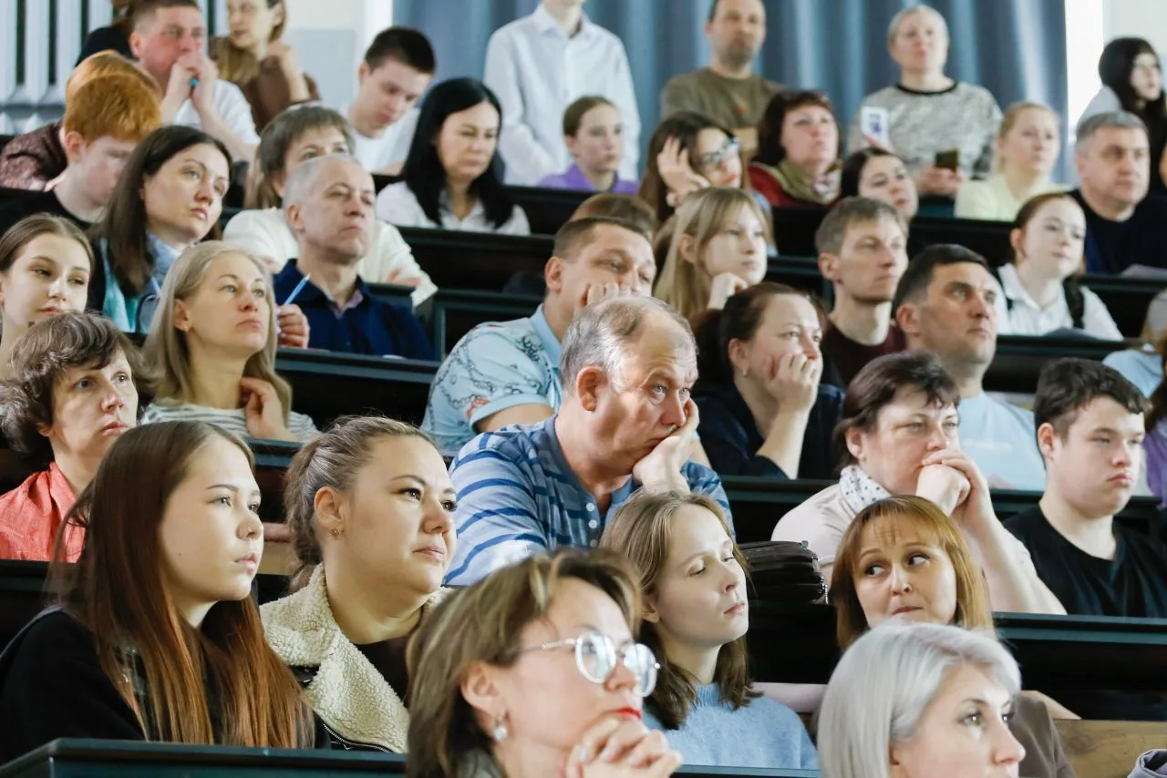 УдГУ встретил будущих абитуриентов!    В Удмуртском государственном университете прошел традиционный