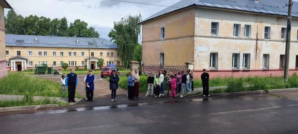👏Улыбки, песни и новые друзья: как прошел первый день в лагере МКУ ДО «МРЦ» 🥳