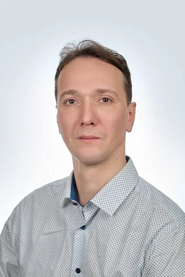 Сегодня свой день рождения отмечает балетмейстер ансамбля танца «Енисейские зори» — Пав...