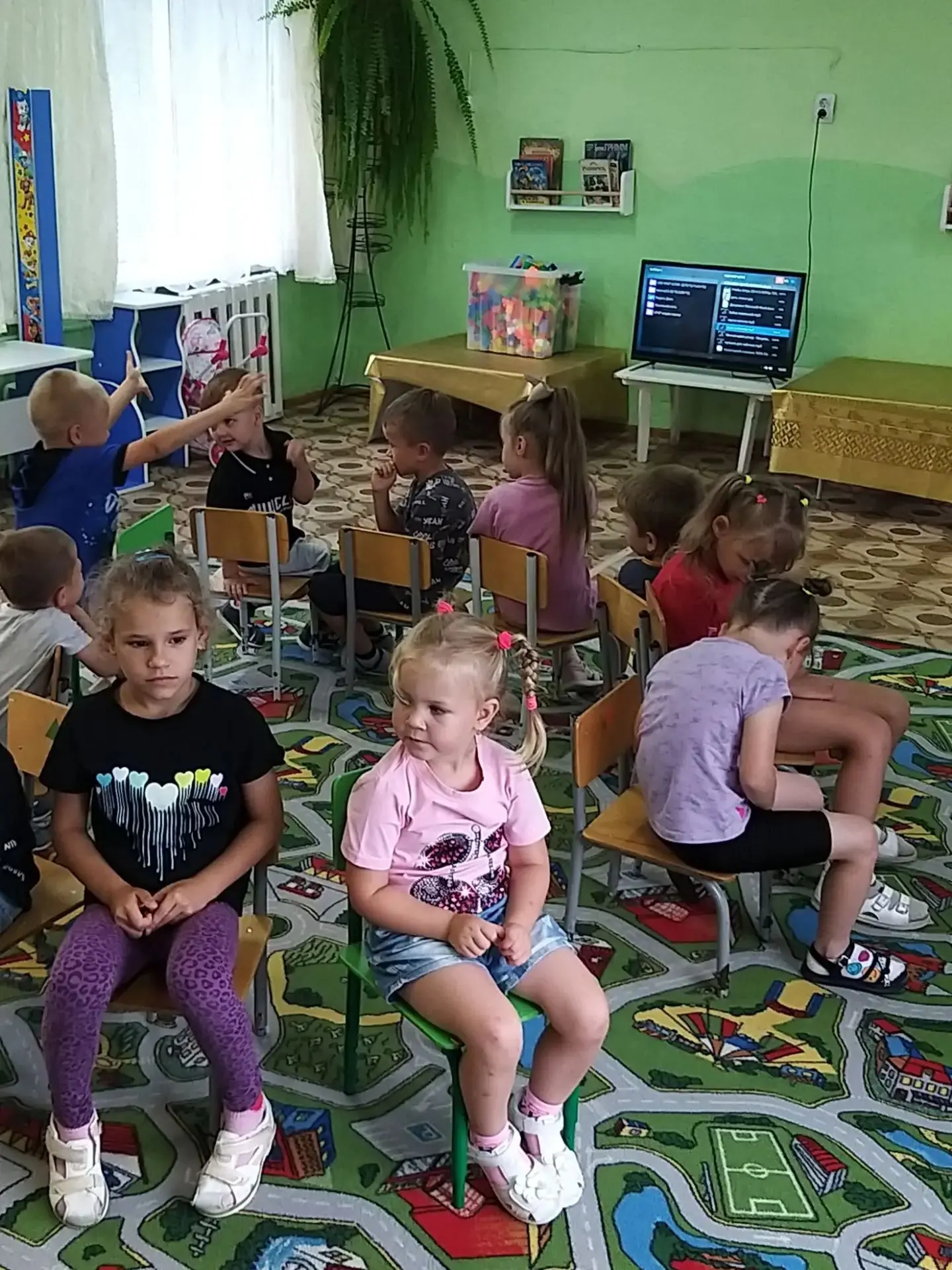 Весёлые старты и немного азарта: как мы играли в «Кто лишний»! 🏃‍♂️