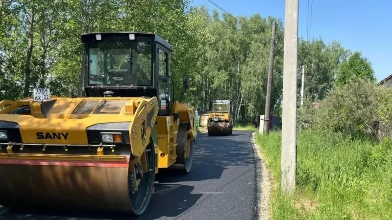 В пригороде Барнаула отремонтируют пять дорог и благоустроят тротуар по краевому проекту поддержки м