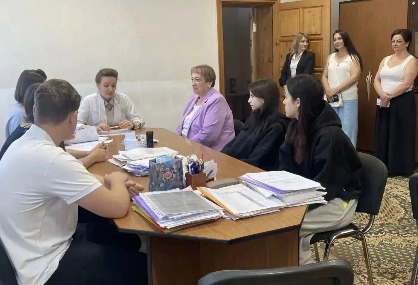 Губернатор Смоленской области Василий Анохин, отметил, что более 1,7 тысячи первокурсни...