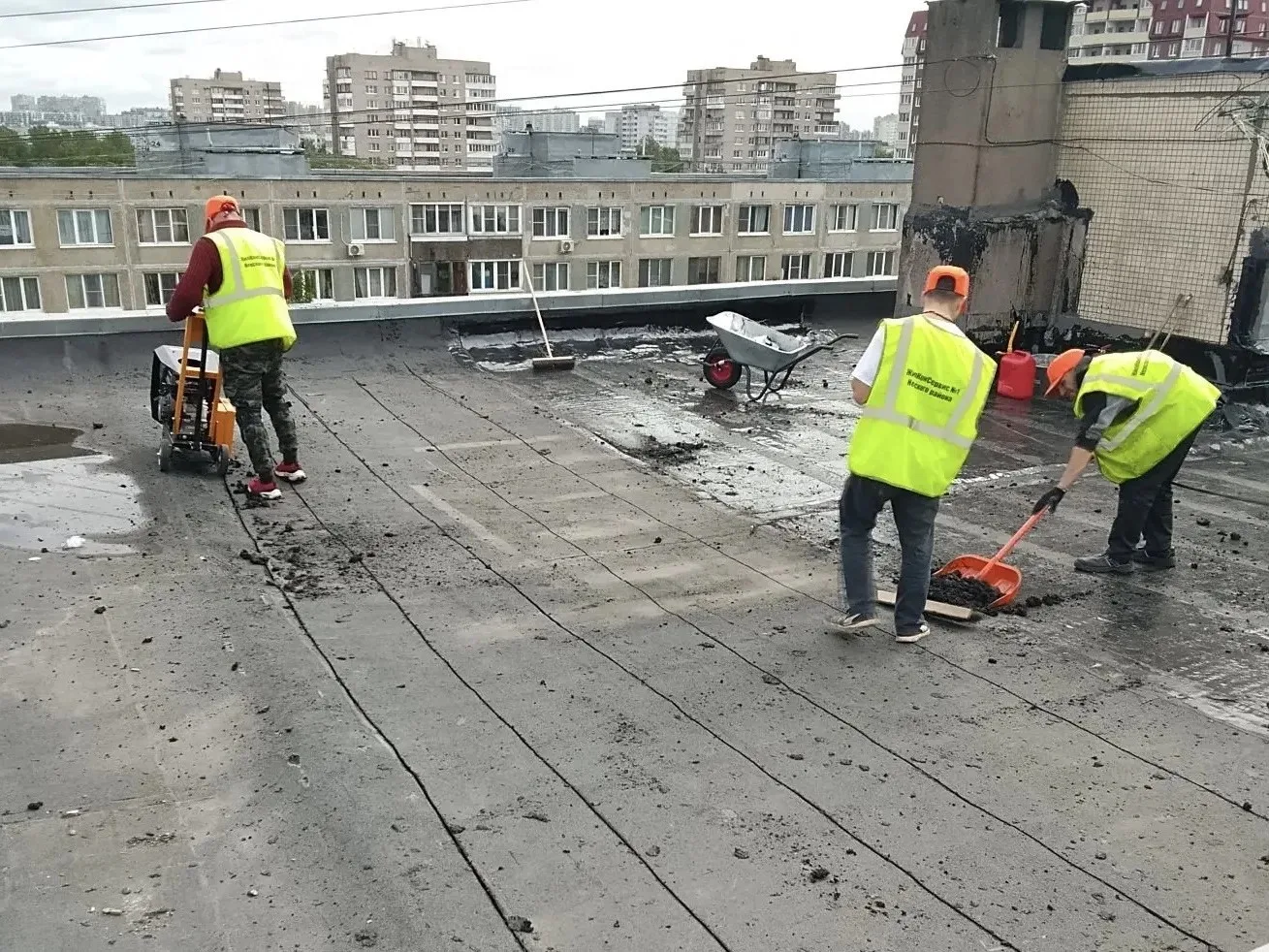 🏗 Отчет по капремонту кровли: Искровский пр., 26

Работа кипит! Коротко о главных этапах, которые в