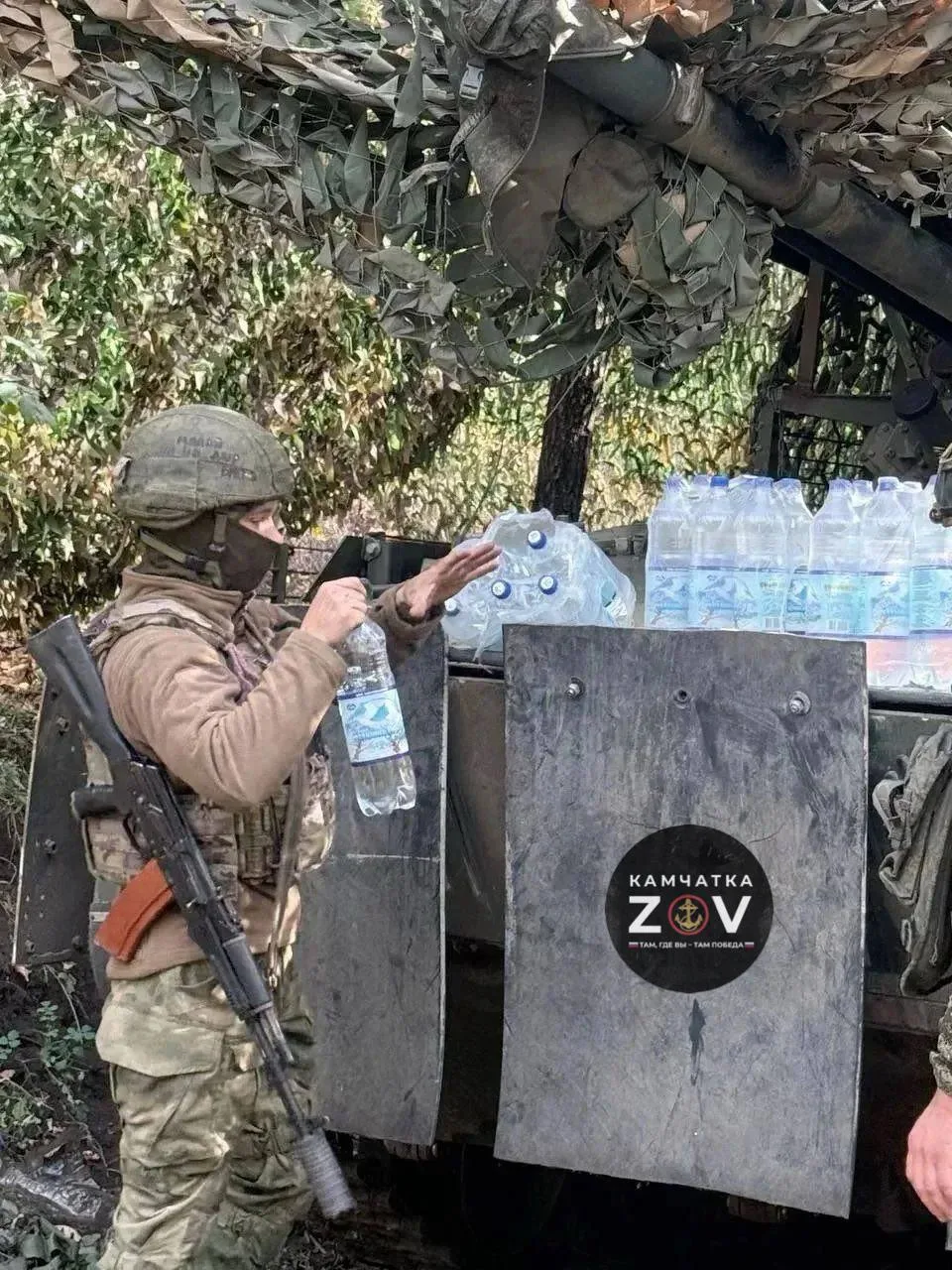Ребята получили родную воду, даже в самых суровых условиях частичка дома согревает по-о...