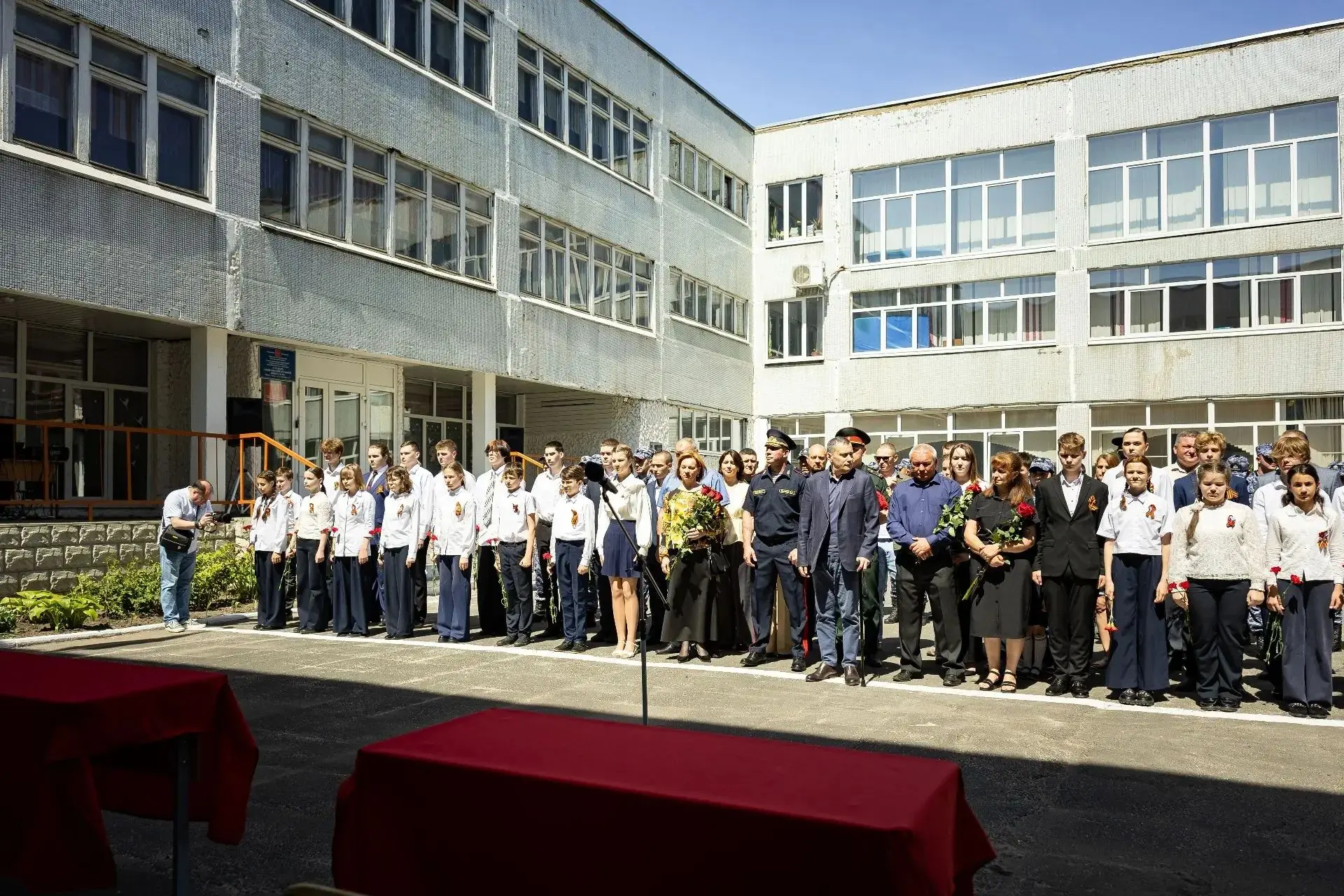 В школе №36 открыли Парты героев — в память о прапорщике Вячеславе Гаврилове и сержанте Дмитрии Бобк