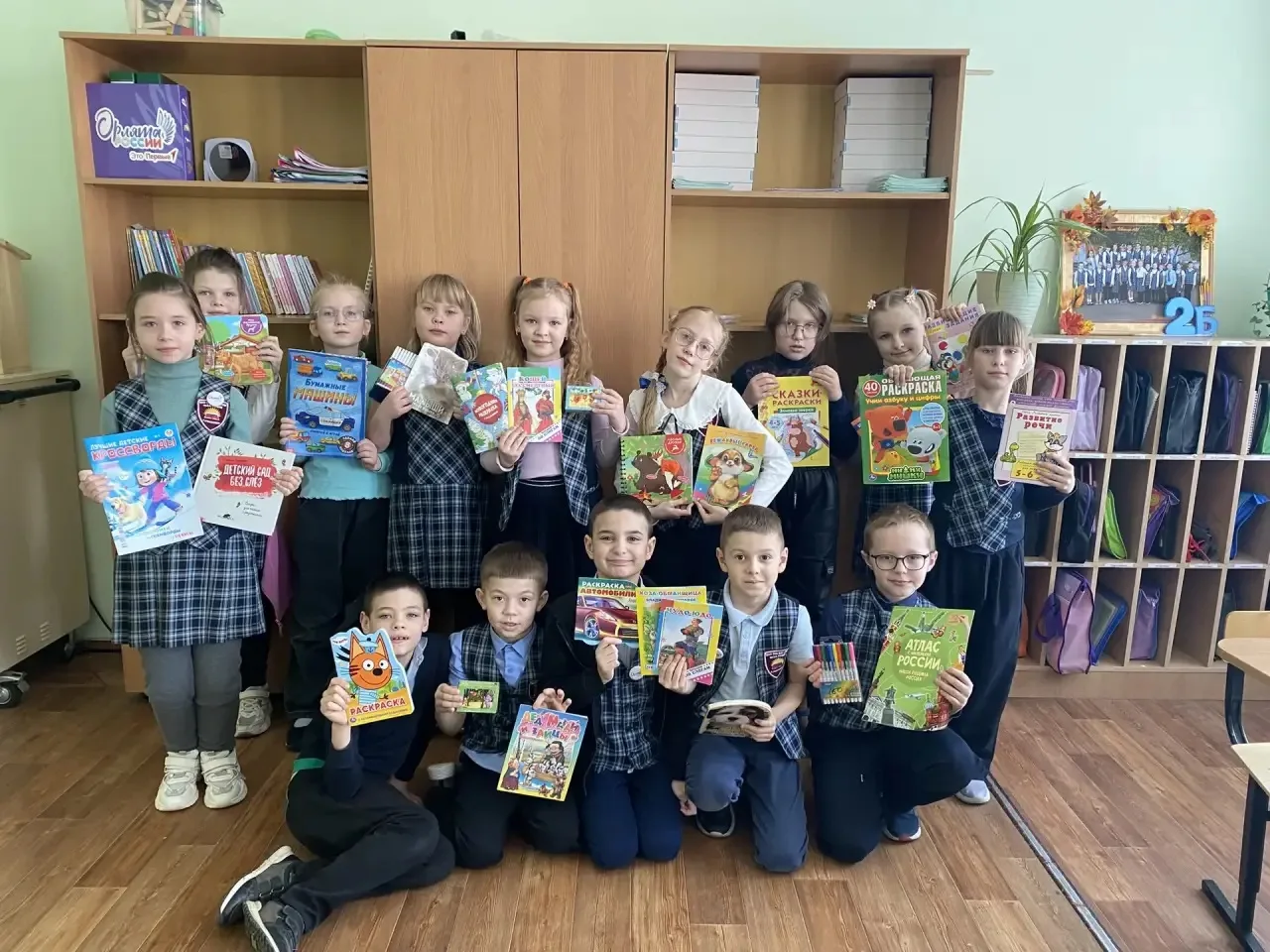 🎁 «Коробка храбрости» для маленьких пациентов 🧸  👫Ребята-орлята, родители и педагоги МБОУ СОШ №25 го