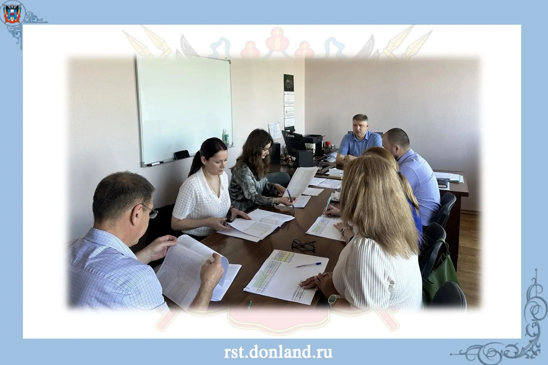 ⚡ В РСТ состоялось совещание с представителями ПАО «ТНС энерго Ростов-на-Дону» и ПАО «Россети Юг» по