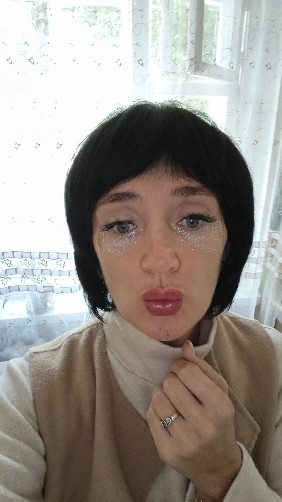 Проспала сегодня,как выпью антистресс,сплю,даже будильника не слышу. Господи я так хоро...