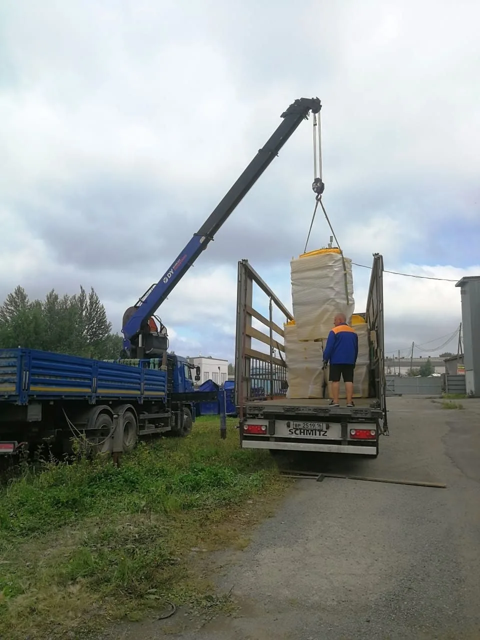 ♻🌱В Верхнюю Салду доставлены новые контейнеры для сбора ТКО