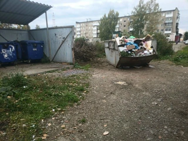Уборка стоянок ТКО.