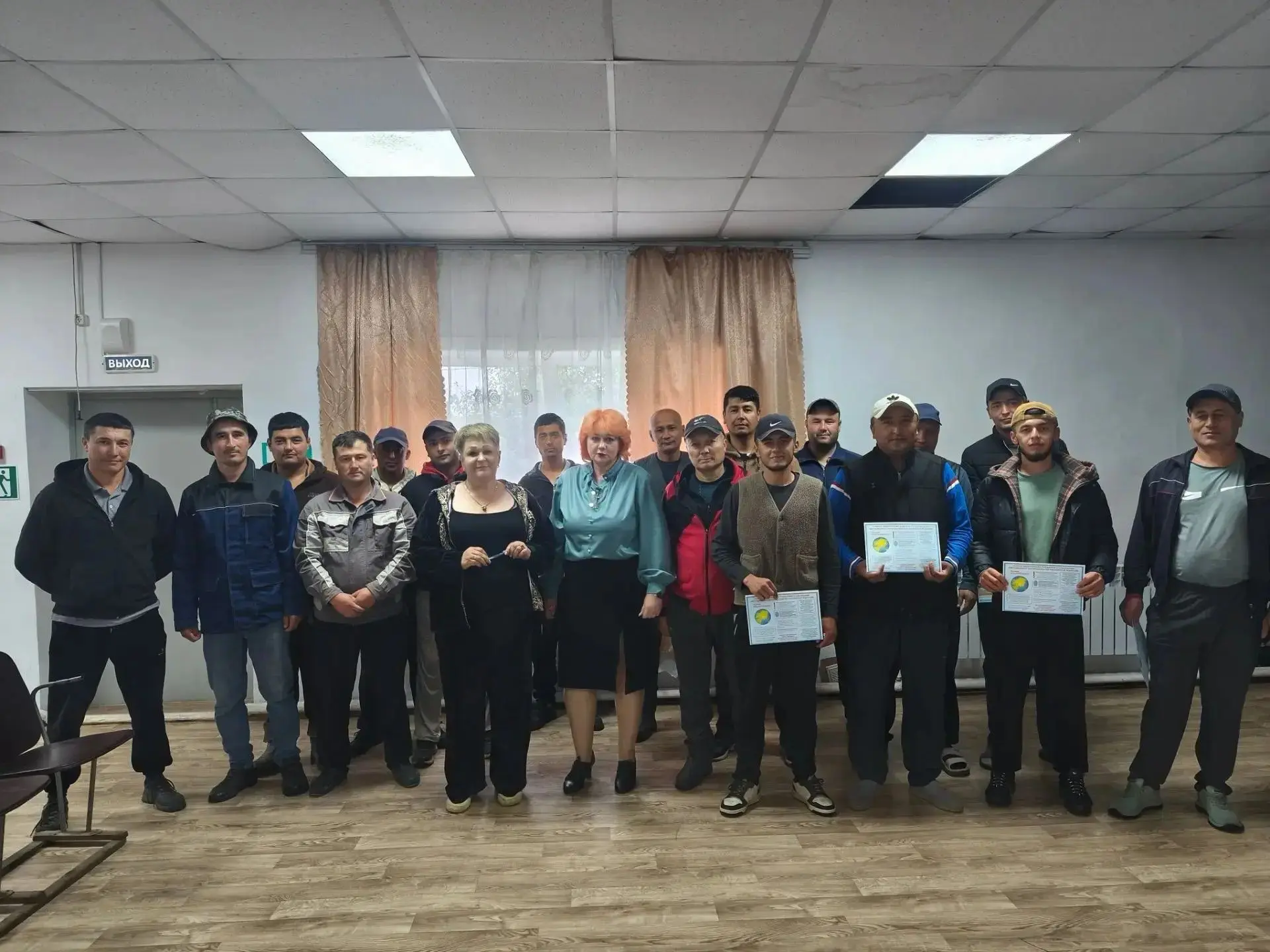 Диалог культур и безопасность: в селе Подоловка прошла встреча с трудовыми мигрантами