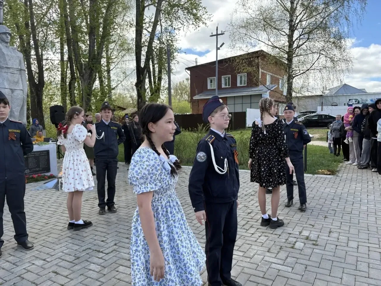 Этот День Победы навсегда останется в наших сердцах как символ мужества, стойкости и единства нашего