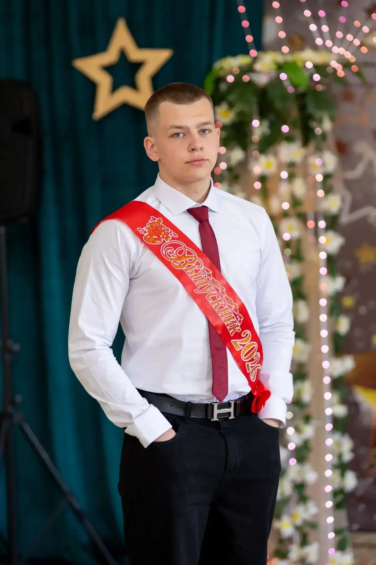 🎉 Поздравляем с отличным результатом на ЕГЭ по истории! 🎉  

С огромной радостью и гордостью объяв