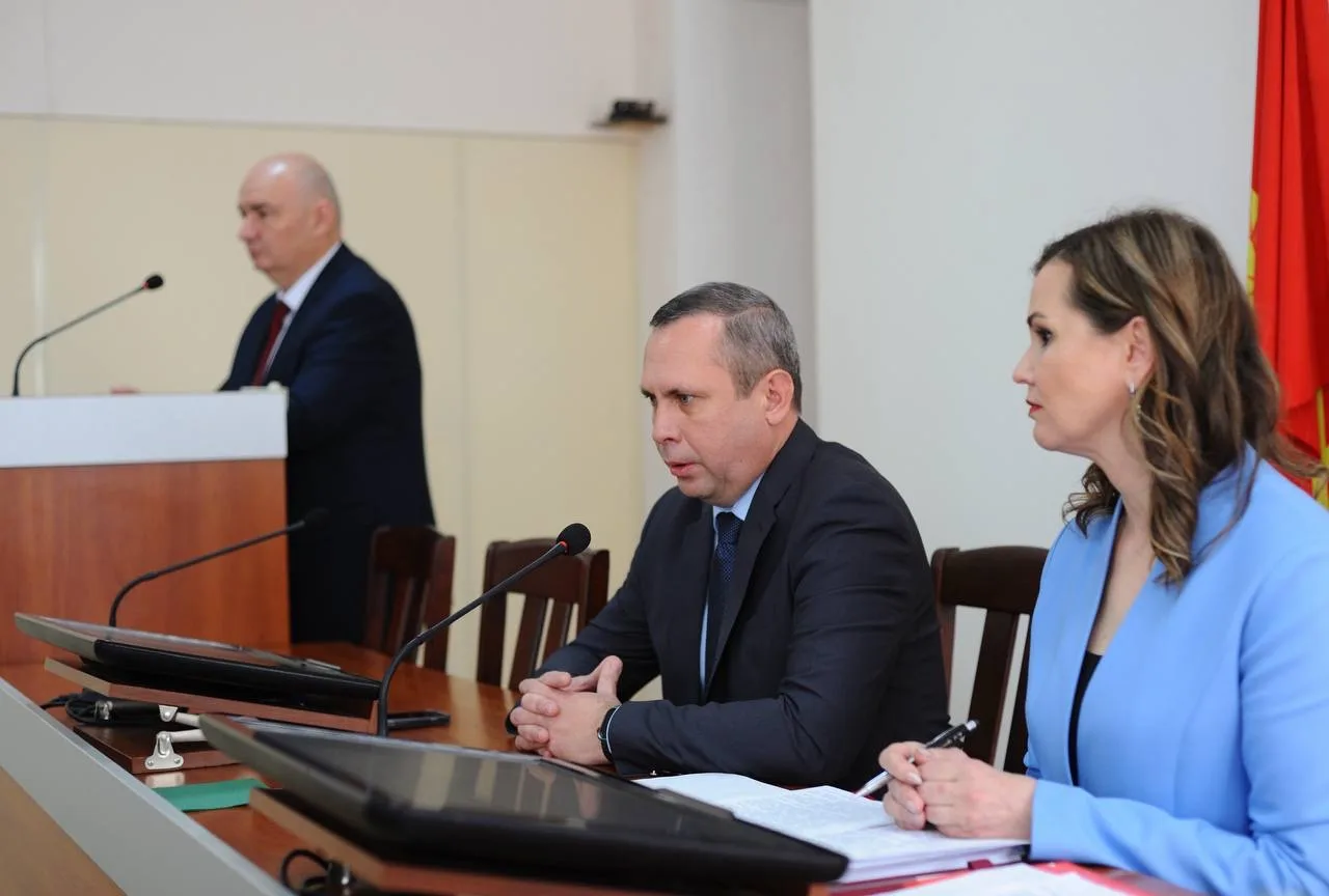 День города Майкопа будет совмещен с Днём Республики Адыгея  Депутаты Горсовета сегодня поддержали и
