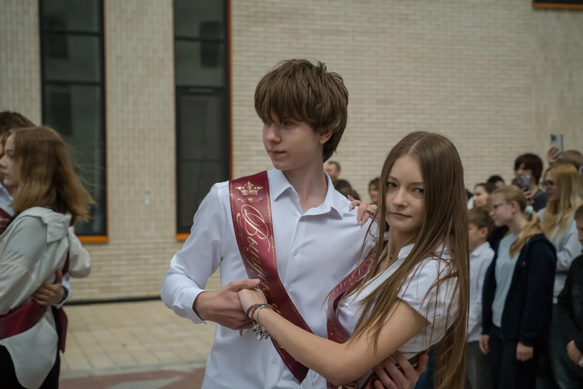 🎓📖 Последний звонок в Мякинино: новая страница в истории школы   💫Мы завершаем наш праздничный дайдж