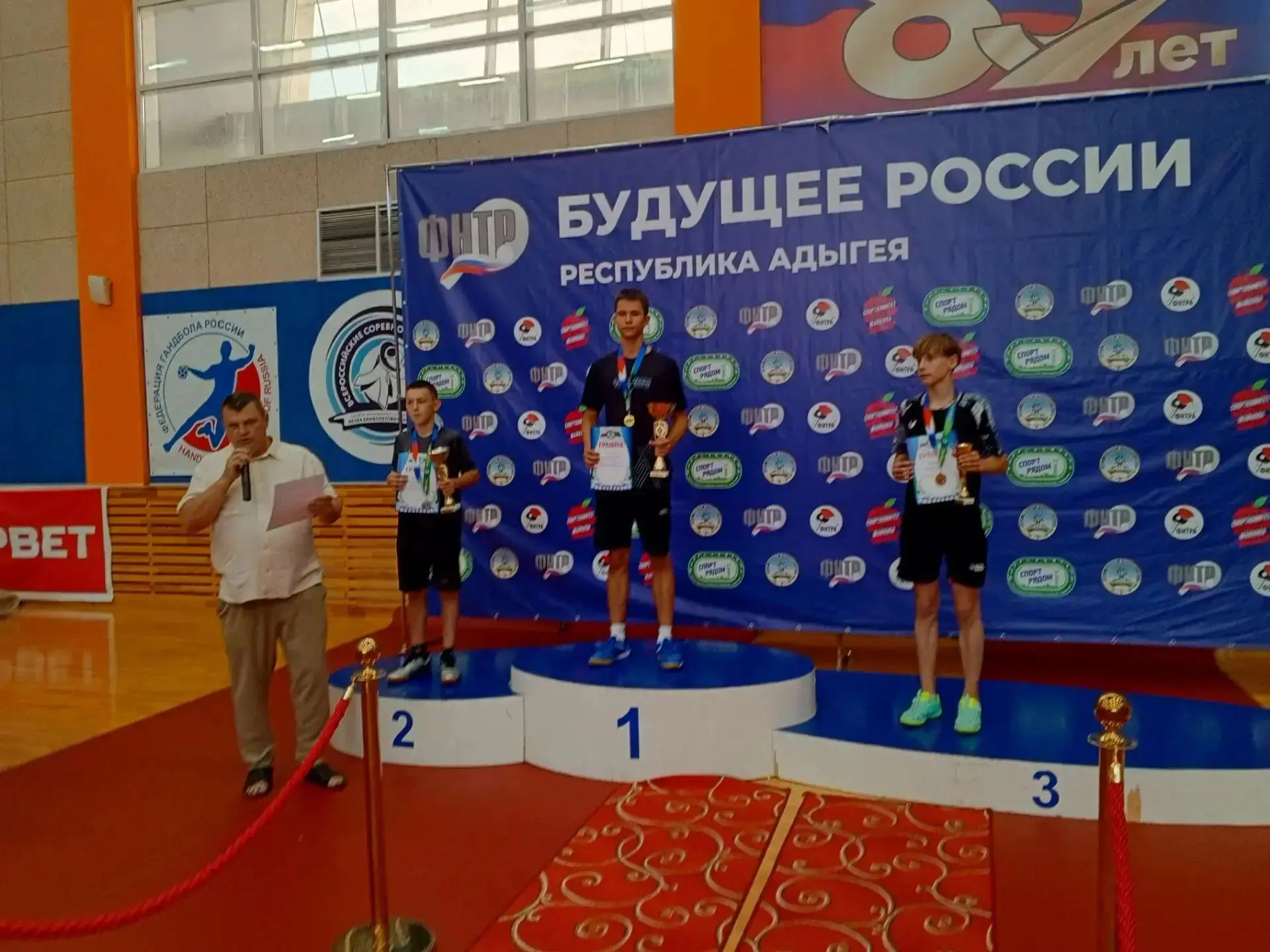 🏓 Триумф новопокровских теннисистов: Золото и серебро уехали в наш район!🏆