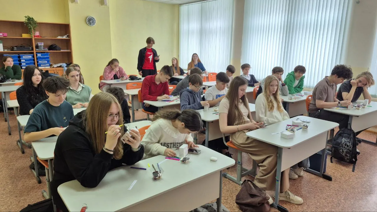 Для восьмиклассников состоялась встреча с представителями Московского образовательного комплекса «За