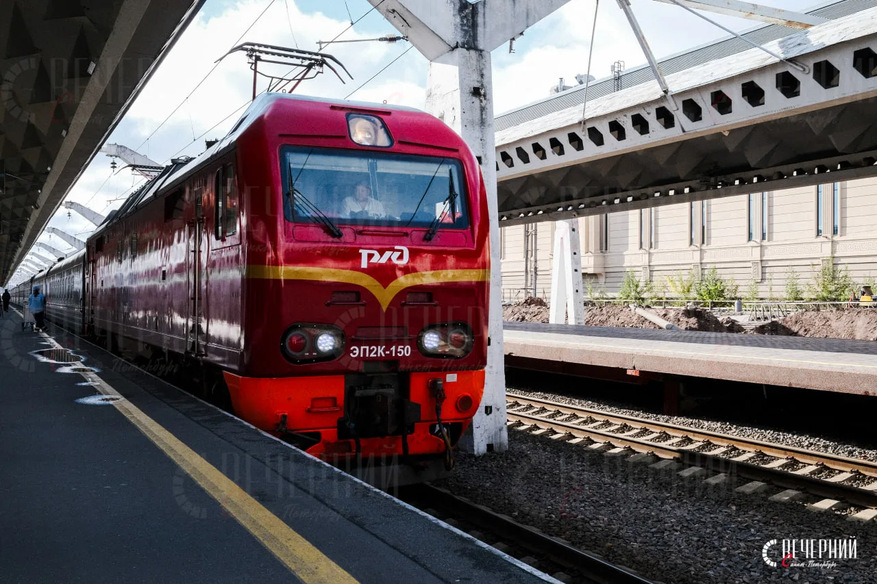 🚂 В Петербург вернулся «Книжный поезд»