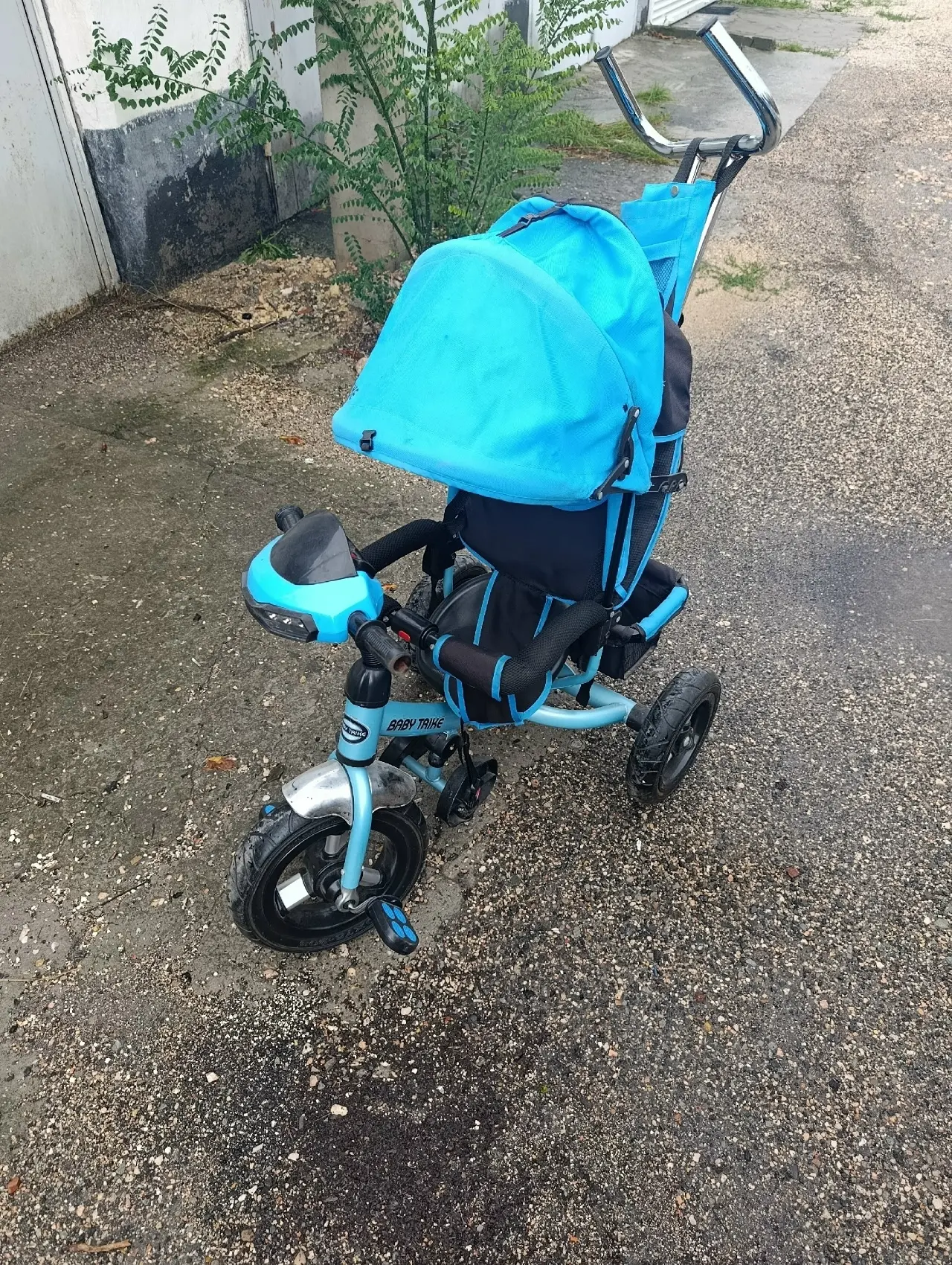 Продам велосипед с родительской ручкой-1900 ₽, велосипед 4х колесный-1000 ₽