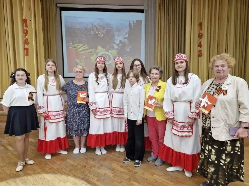 🎭 Театральная постановка "Вклад разных народностей в Победу"  🎖️ 7 мая в нашей школе царила особая а