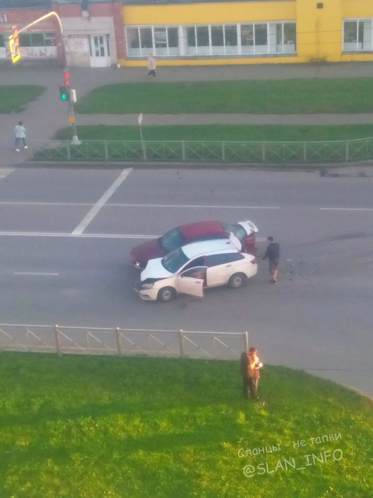 Сегодня напротив Ленина 23