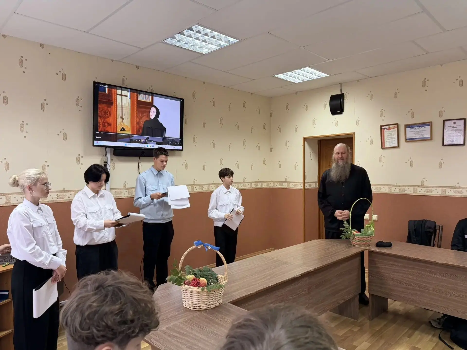 Студенты АТЖТ почтили память святых мучениц Веры, Надежды, Любови и матери их Софии