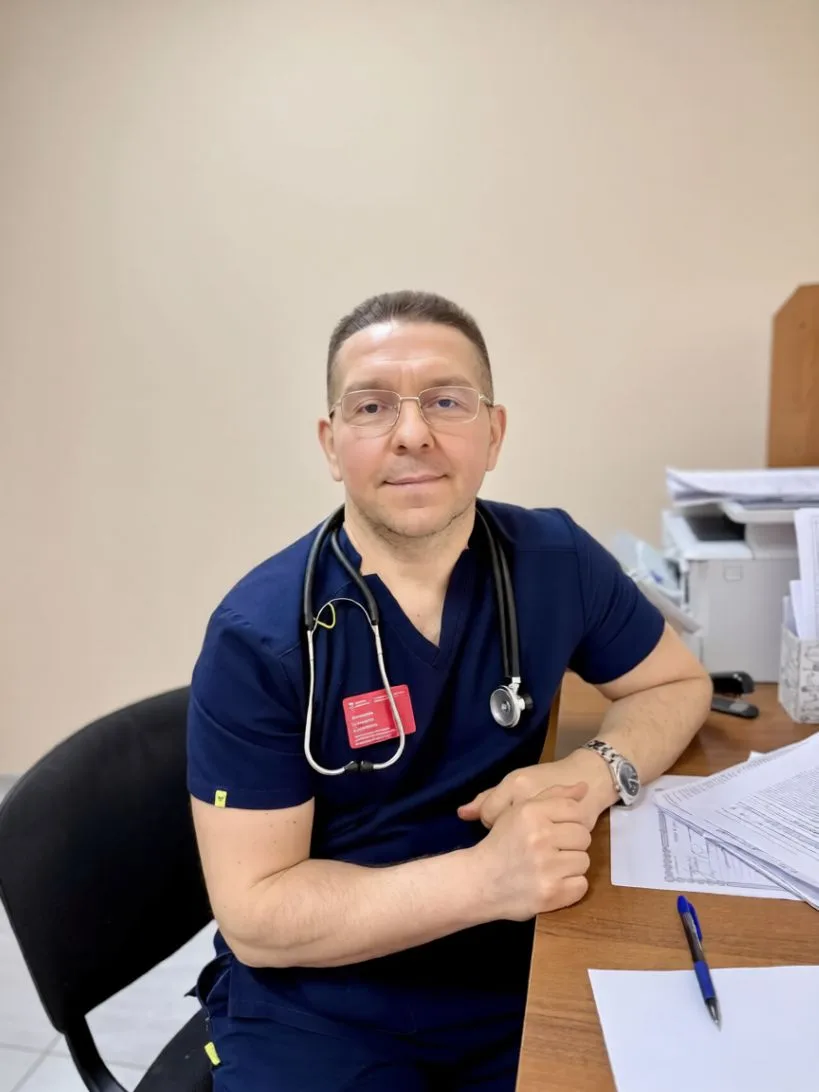 Сегодня день рождения у заведующего отделением  анестезиологии и реанимации Т.С. Аракелова🎉🥳   🎉 Ува
