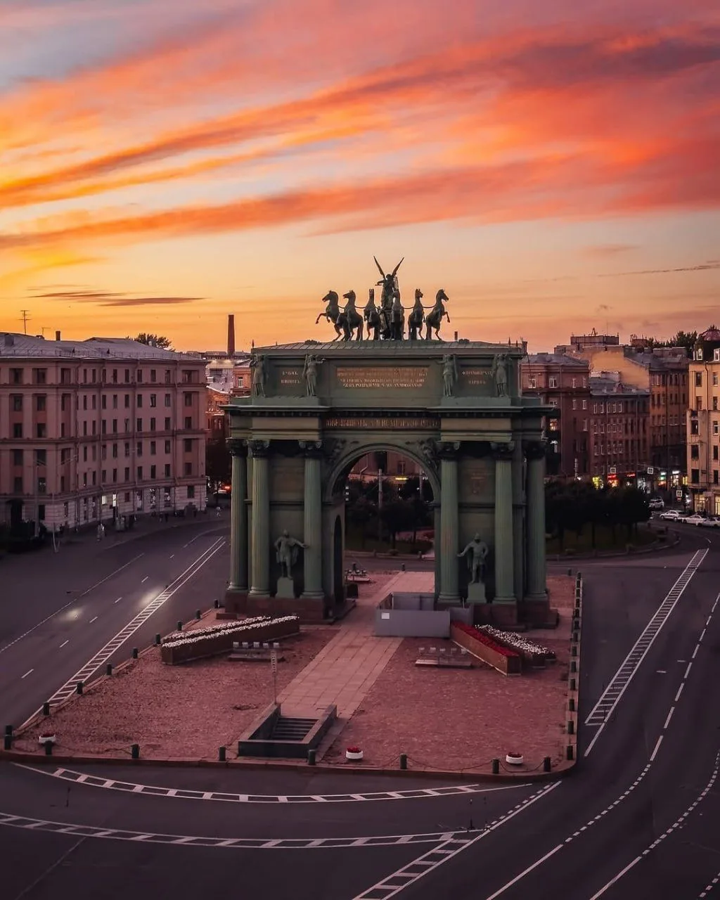 🏛 Нарвские триумфальные ворота