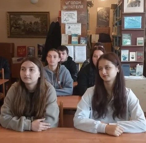19 мая 2026 г. в рамках мероприятий, посвящённых Году единства народов России в библиотеке КЧР ГБПОО