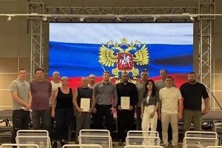 В Волновахе вручили строителям из Ямала награды от Президента России

Ямальских строителей отметили 
