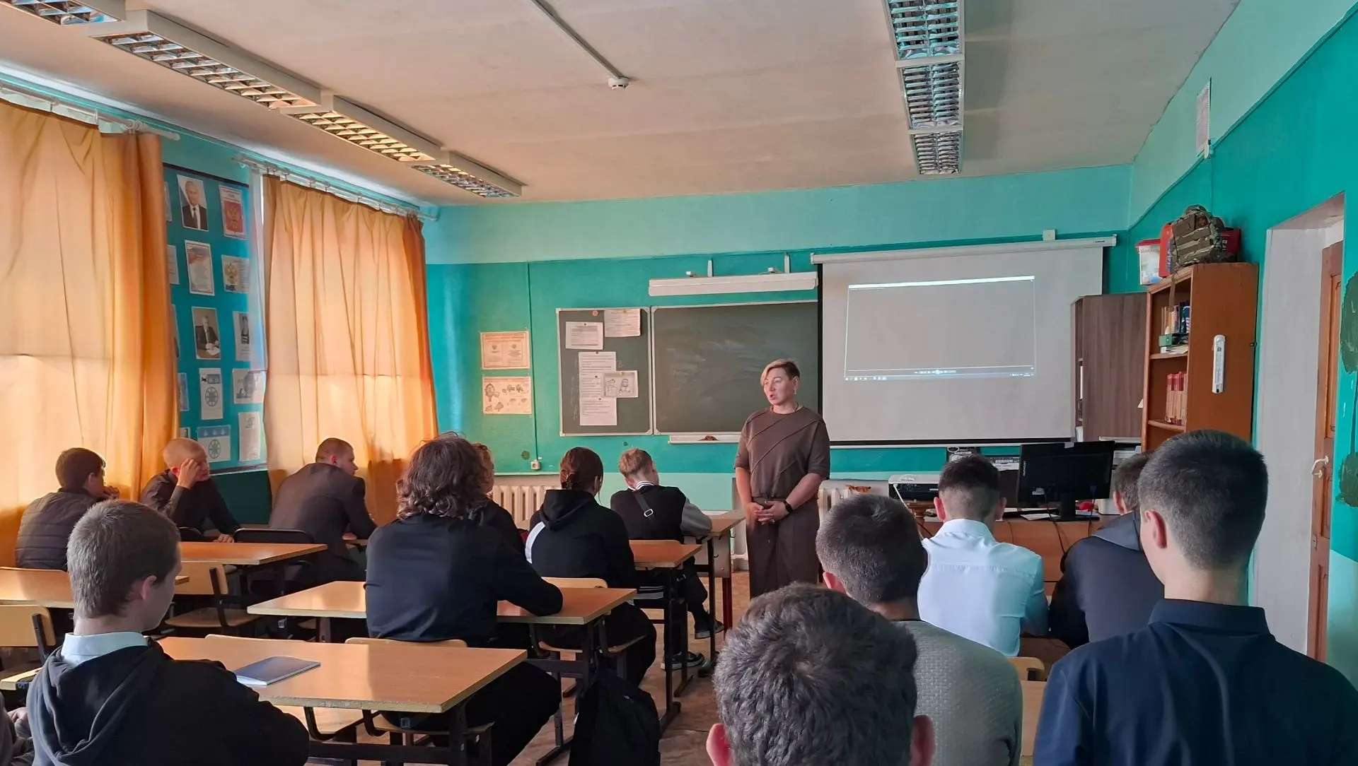 🕯️ Урок-памяти «Терроризм: угроза человечеству»