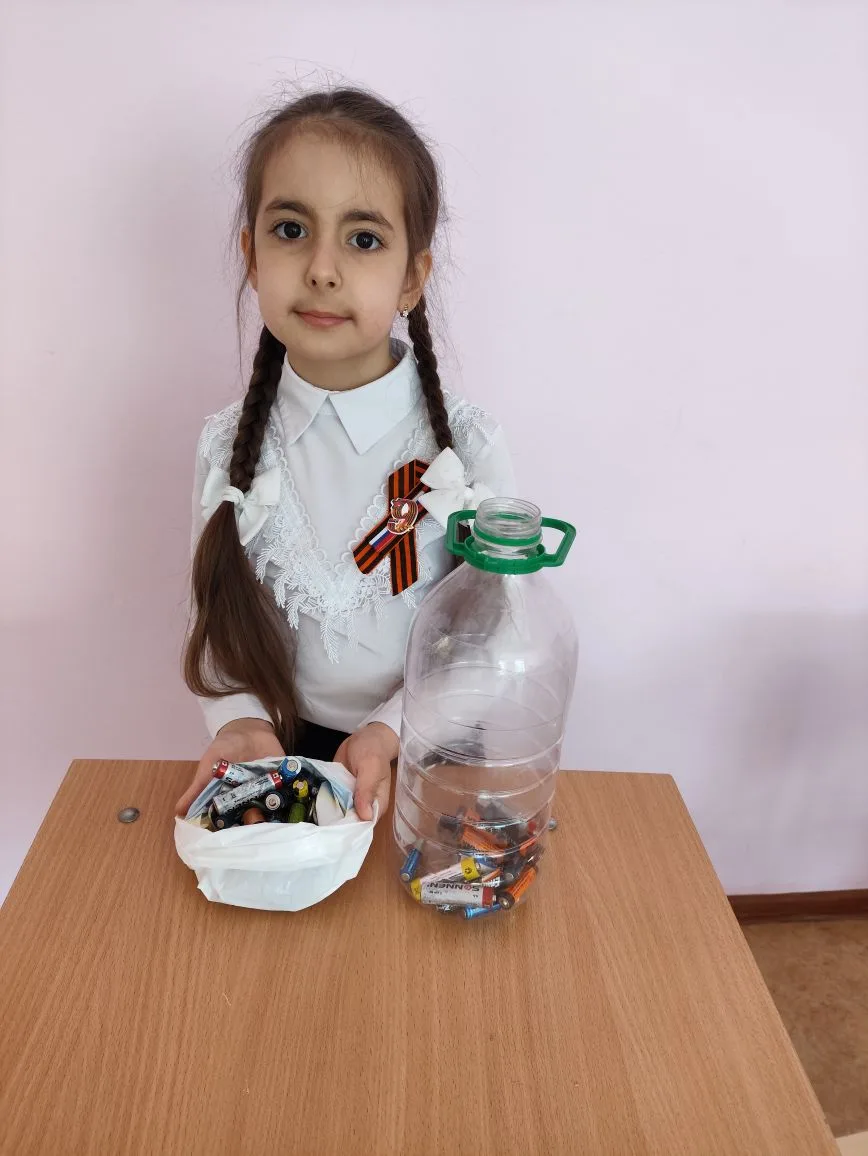 ♻️🌱 Наша школа принимает активное участие во Всероссийской акции "Экологический субботник. Зелёная в
