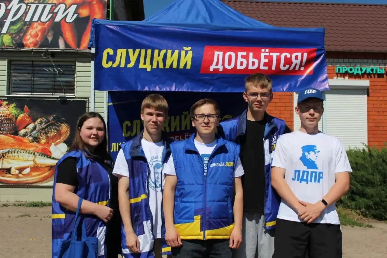 🇷🇺 Прямой диалог с жителями Лискинского района

Очередная точка на карте работы выездных приёмных 