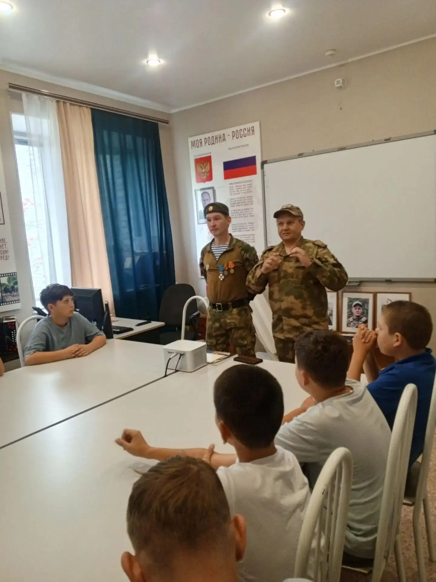 💪Сегодня в нашем Центре прошёл особенный урок — его провели наши друзья, ветераны СВО.