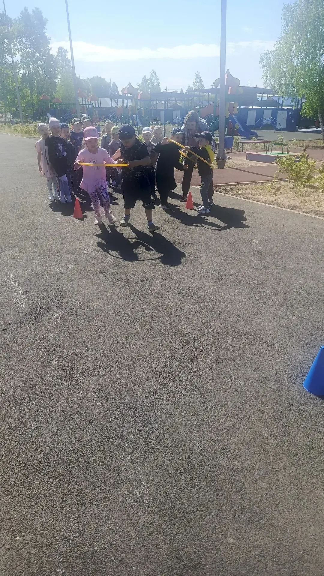 ЛЕТО — ВРЕМЯ ДВИЖЕНИЯ! ☀️🏃‍♂️

Солнце, смех и море энергии! Сегодня у нас прошел настоящий праздник