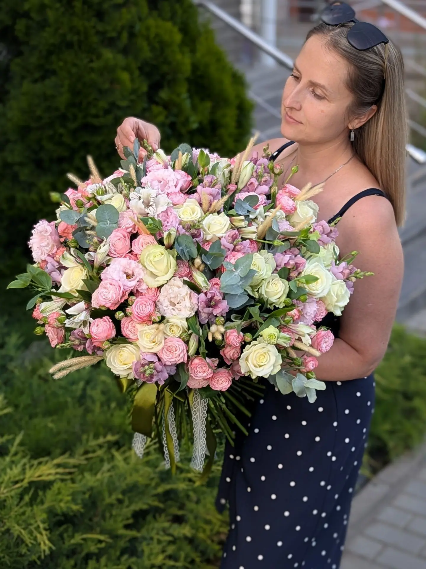 Наше утро началось вот с такой красоты

Состав букета переполнен нежностью🌸

Можем повторить 😋

Оф