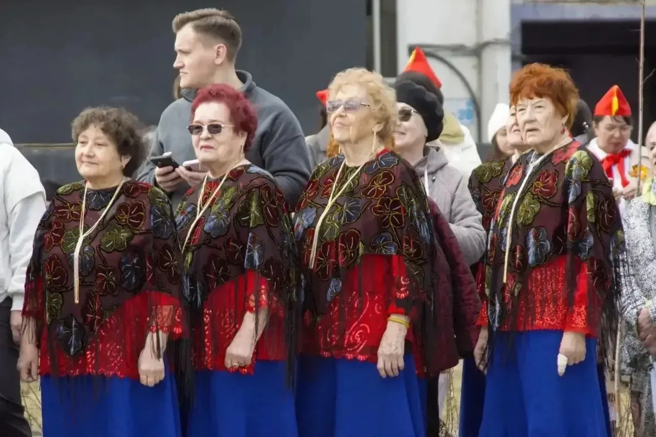 С ДНЁМ РОЖДЕНИЯ! 🥳   На территории, которую обслуживает и которой управляет ЗУЖКС, находятся сразу н