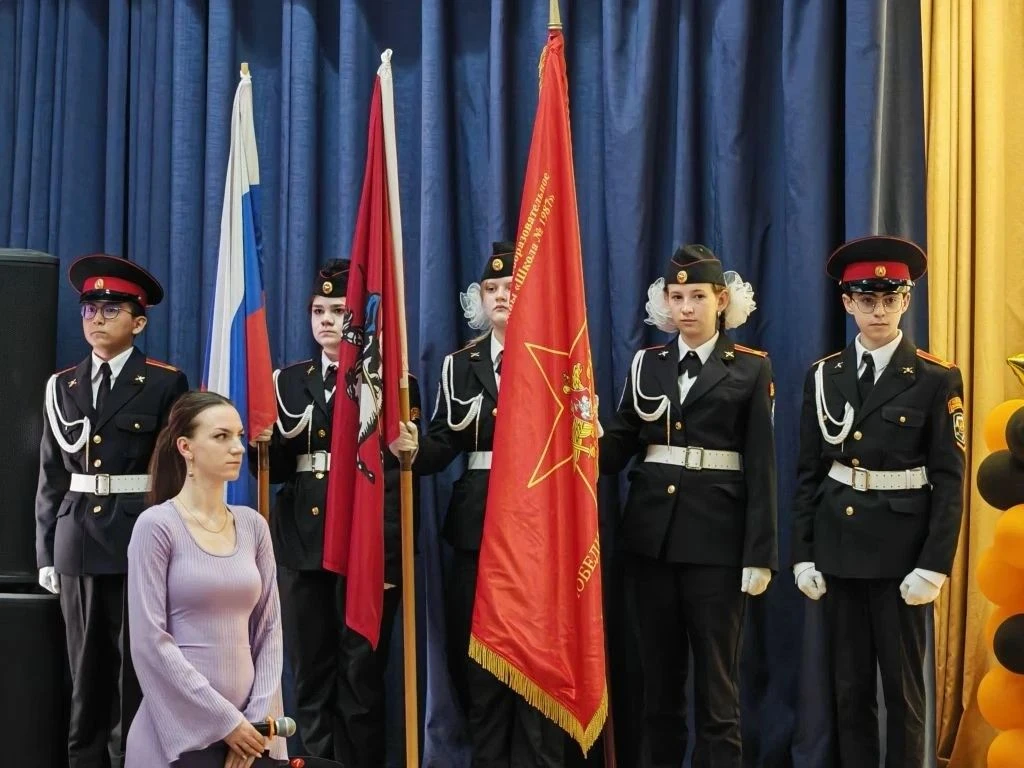 ✨ День, когда обещания звучат от всего сердца!   Сегодня в нашей школе был особенный день. Сразу два