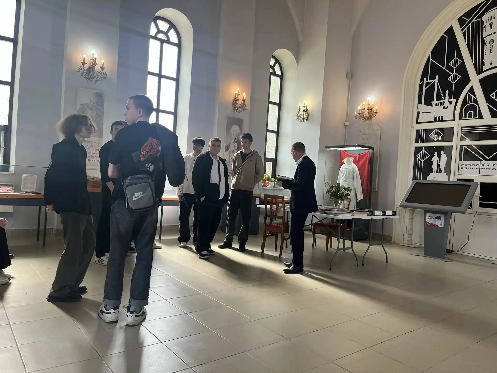 🕯 «Судьбы, опаленные войной»: студенты ОАТК в «Доме Памяти» и у Вечного огня  Сегодня для студентов 