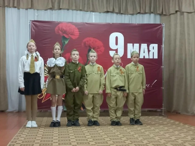 9 мая 2026 года в Пинигинском Доме культуры совместно со школой прошел праздничный конц...