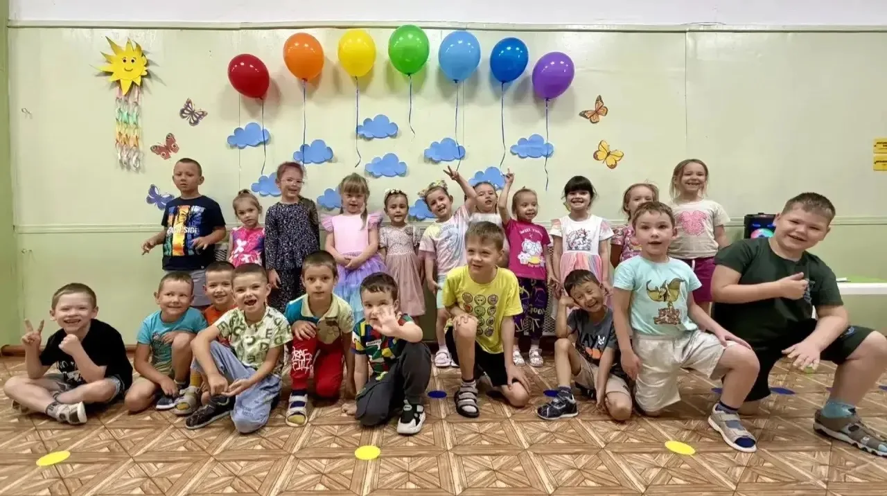🌈 "День разноцветной радуги в детском саду!"