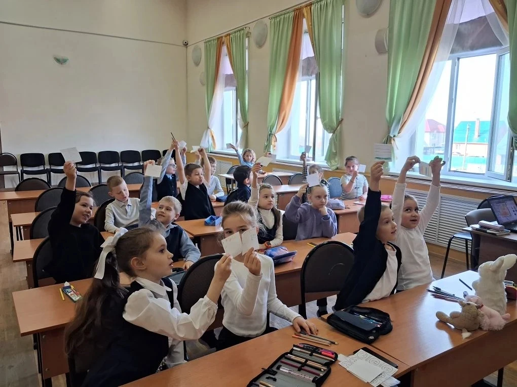 На этой неделе в рамках недели психологии для учеников 1-х классов прошли увлекательные тренинги «В 