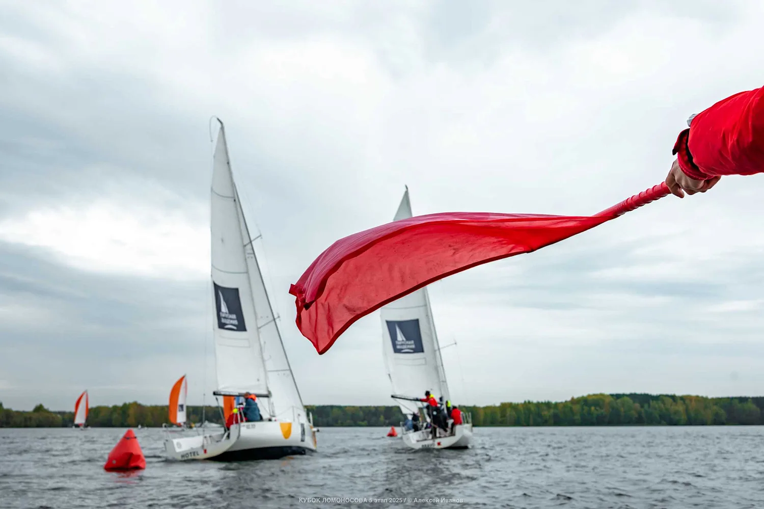 ⛵️ Выезжаем на Пироговку: студенческие экипажи готовятся к битве на «Парусах Победы»! �...