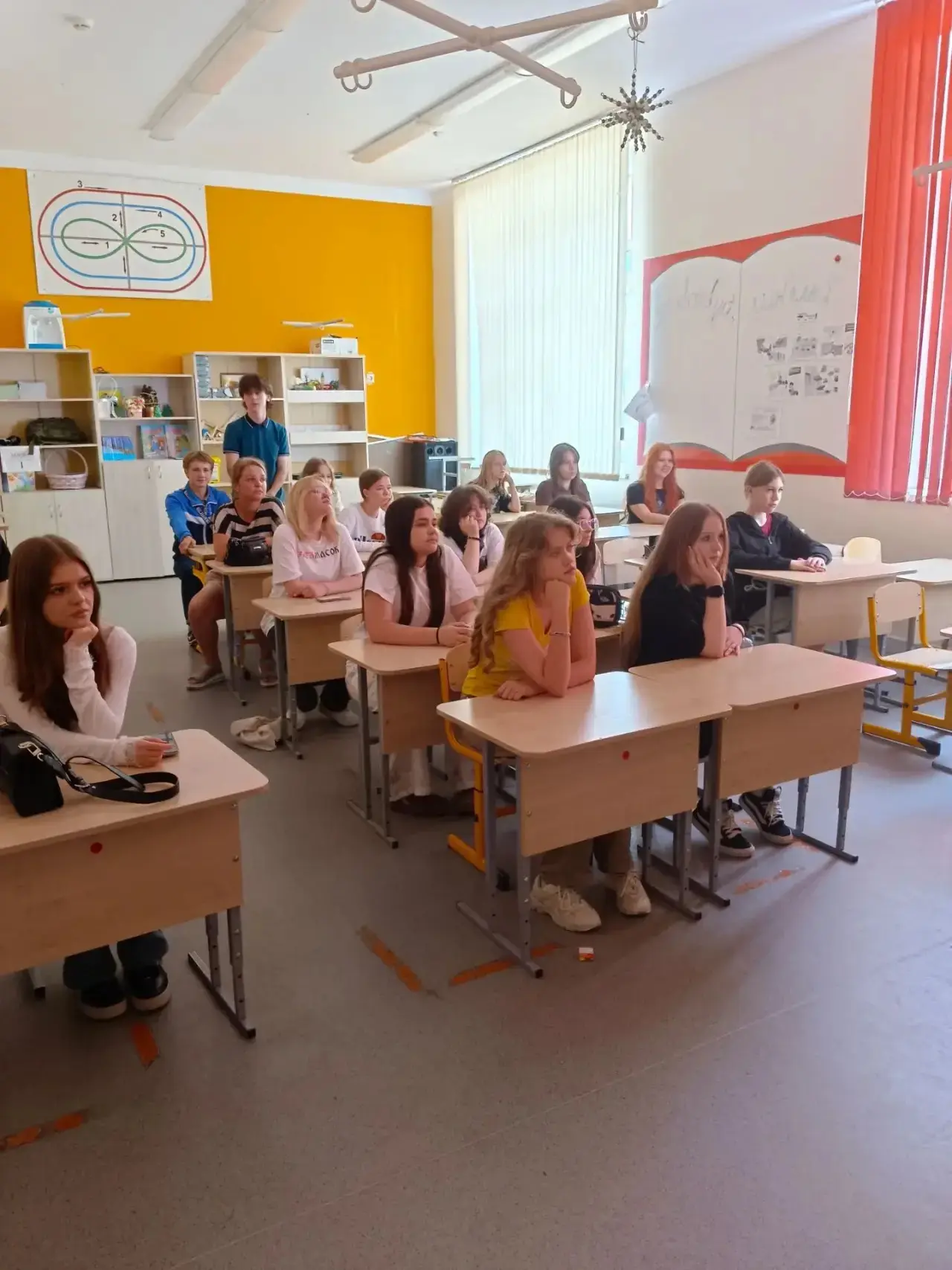 ВСЕРОССИЙСКИЙ ТЕЛЕМОСТ «ПАМЯТЬ СВЯЩЕННА» 🕯️🕊️

15.06.2026 состоялся Всероссийский телемост «Память