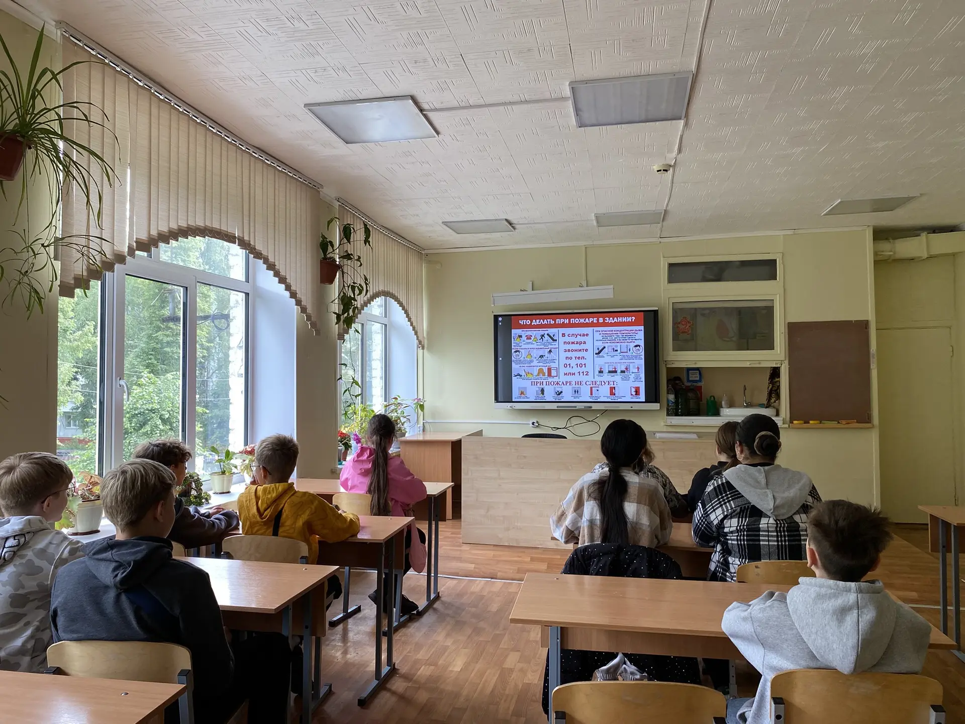 🚒 С наступлением летних каникул в нашем школьном и трудовом лагере были проведены профилактические 